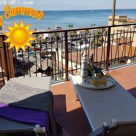 Ferienwohnung Mary'S Penthouse Lido di Ostia Exterior foto